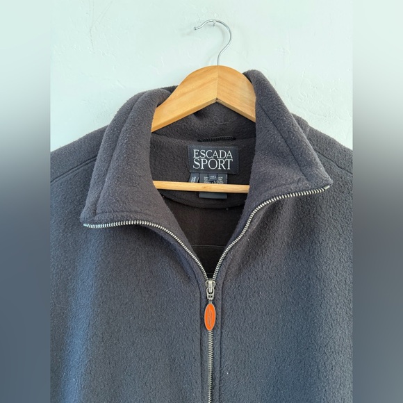 Escada Sport Black Fleece Jacket Italian Made Size Medium - Picture 2 of 7